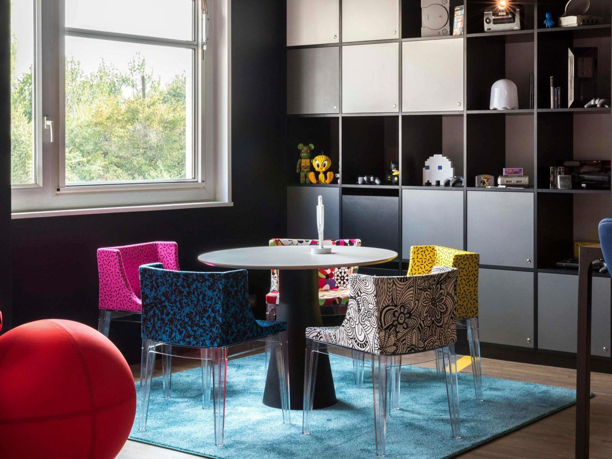 Ibis Styles Lyon Bron Eurexpo Hotel Ngoại thất bức ảnh